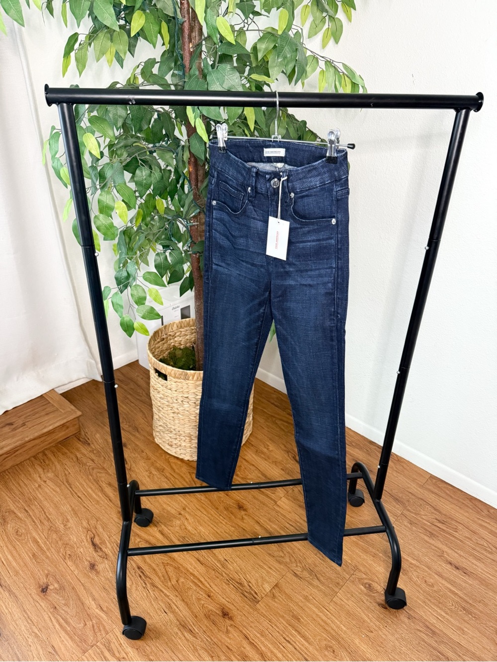 NWT Good American Good Legs Skinny Jeans Women’s Size 25
